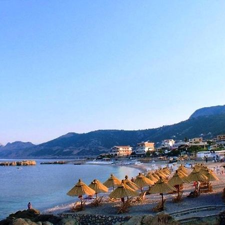 David Apartments And Rooms Dobra Voda Esterno foto