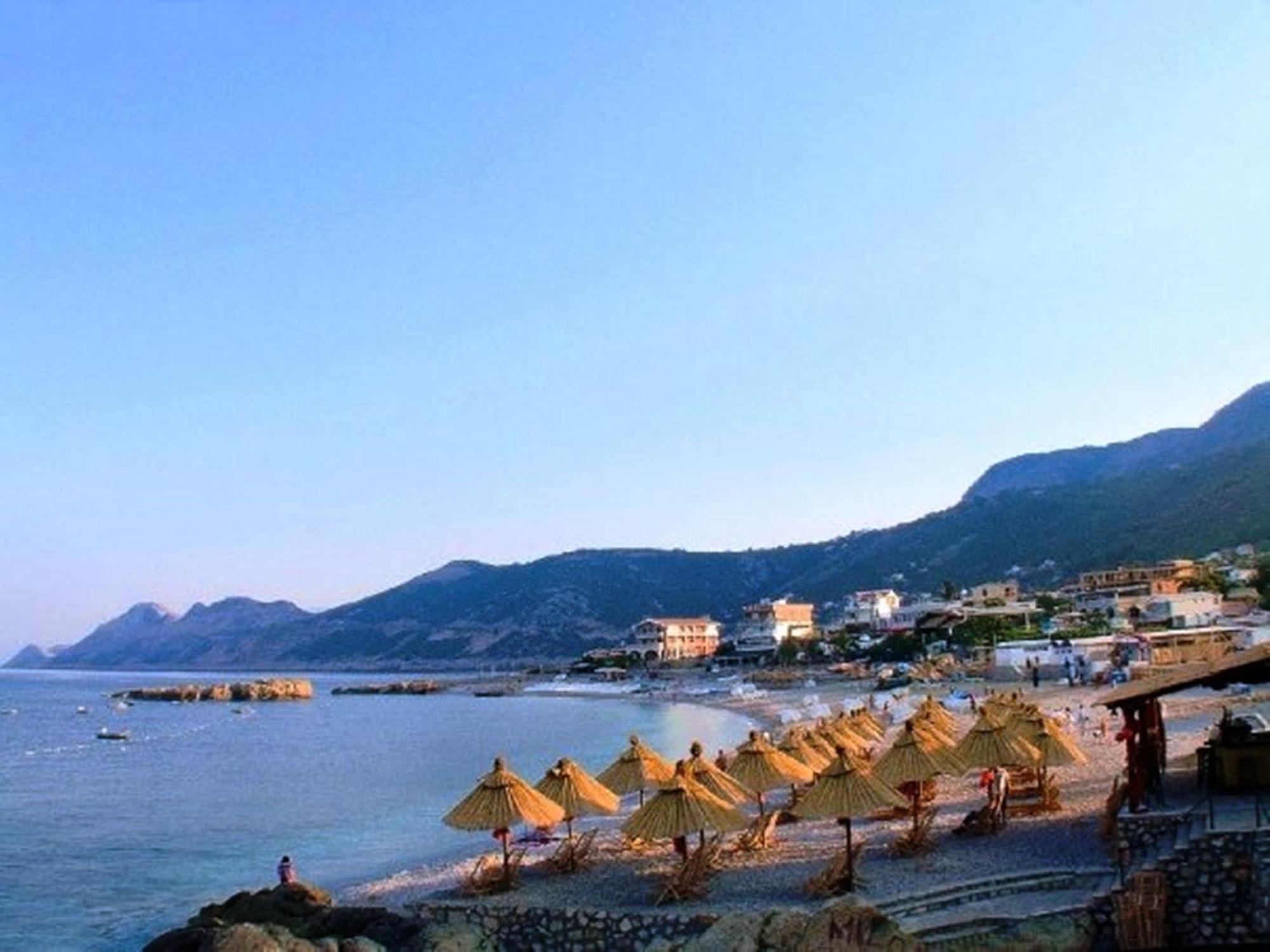 David Apartments And Rooms Dobra Voda Esterno foto
