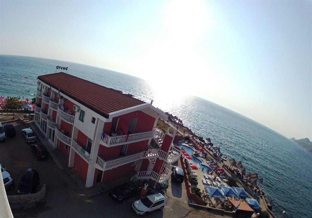 David Apartments And Rooms Dobra Voda Esterno foto