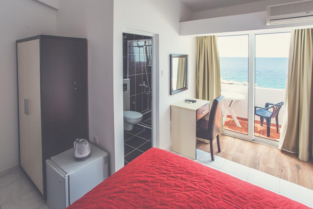 David Apartments And Rooms Dobra Voda Esterno foto
